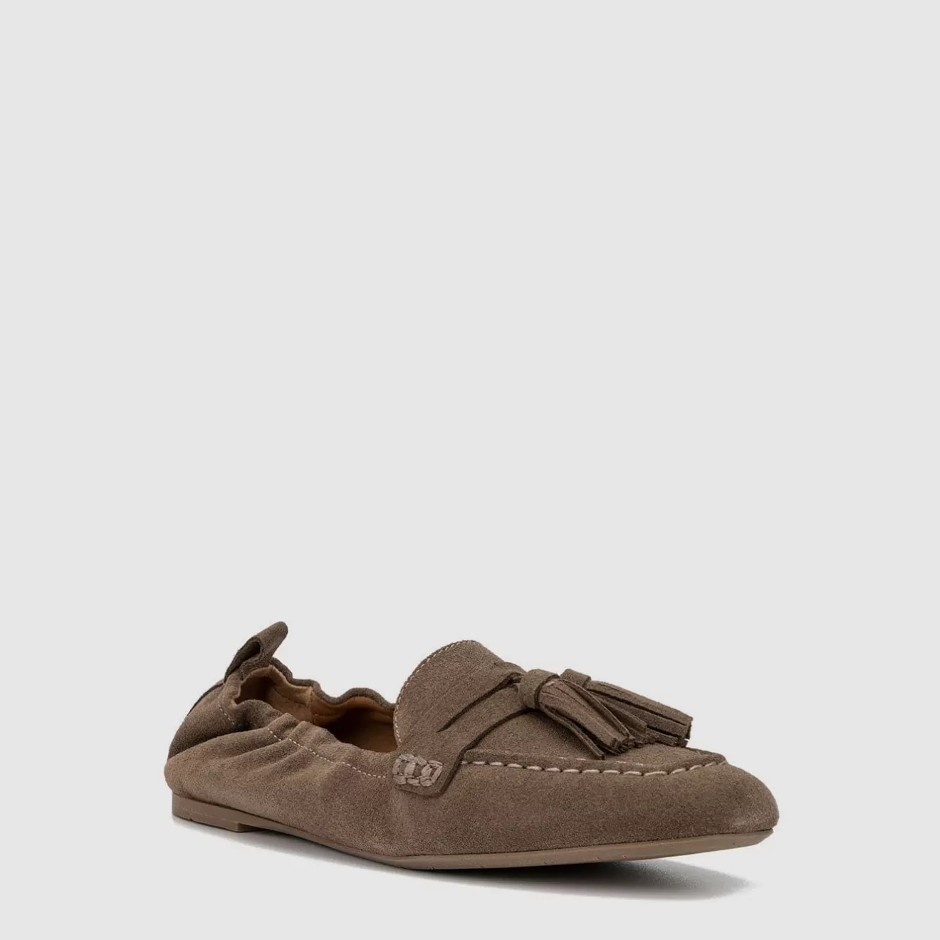 Women Aquatalia Flats | Journee Taupe