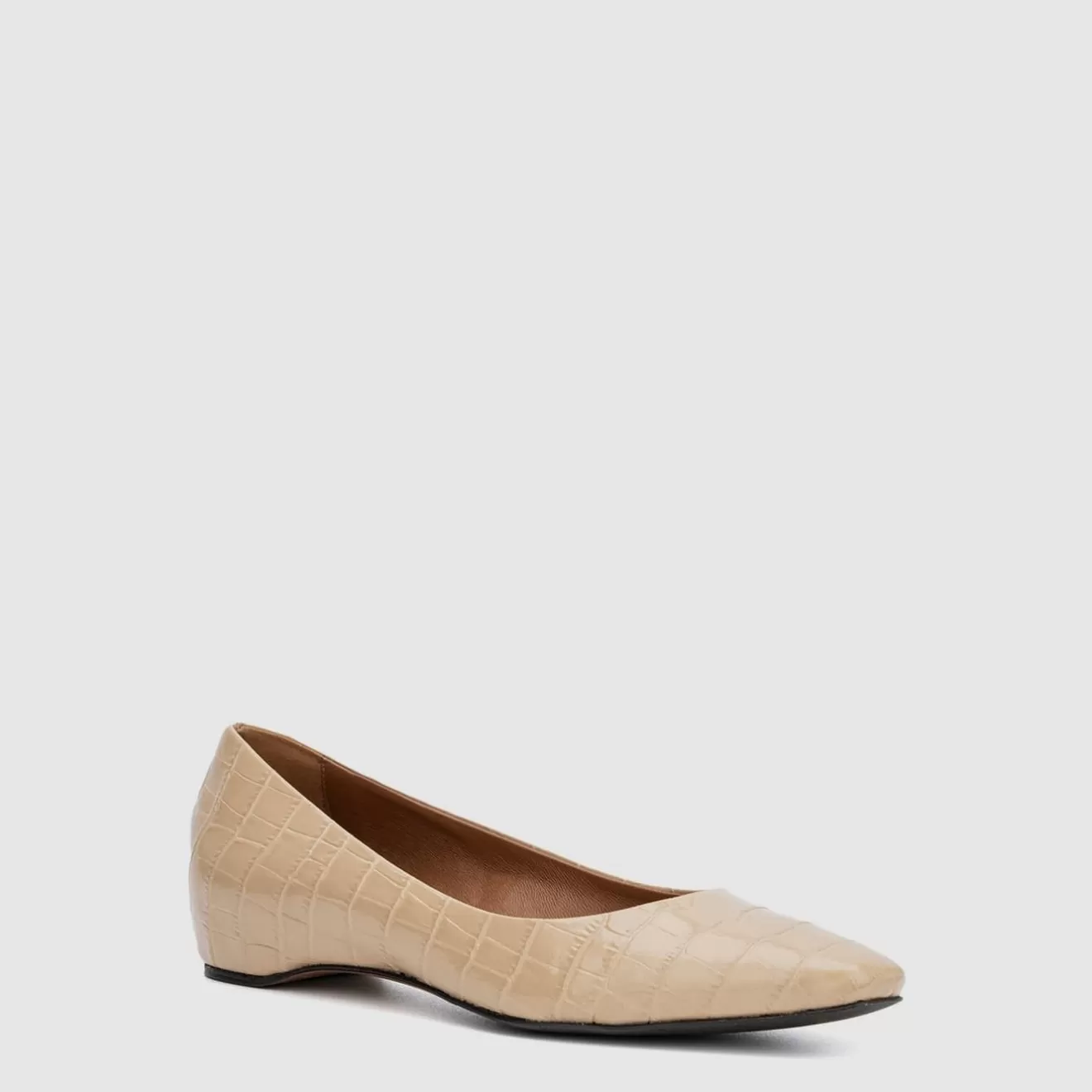 Women Aquatalia Flats | Marcella Beige