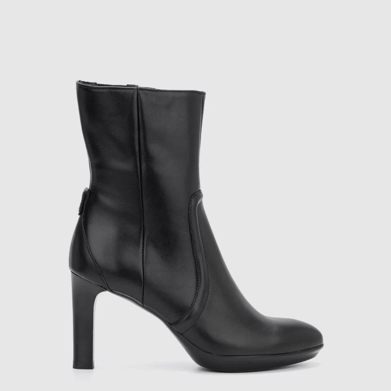 Women Aquatalia Boots | Renisa Black