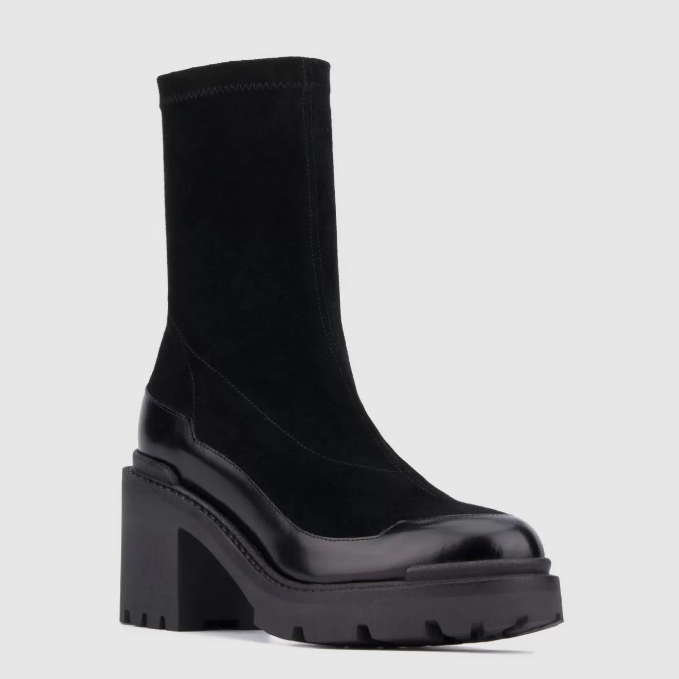 Women Aquatalia Boots | Vanna Black