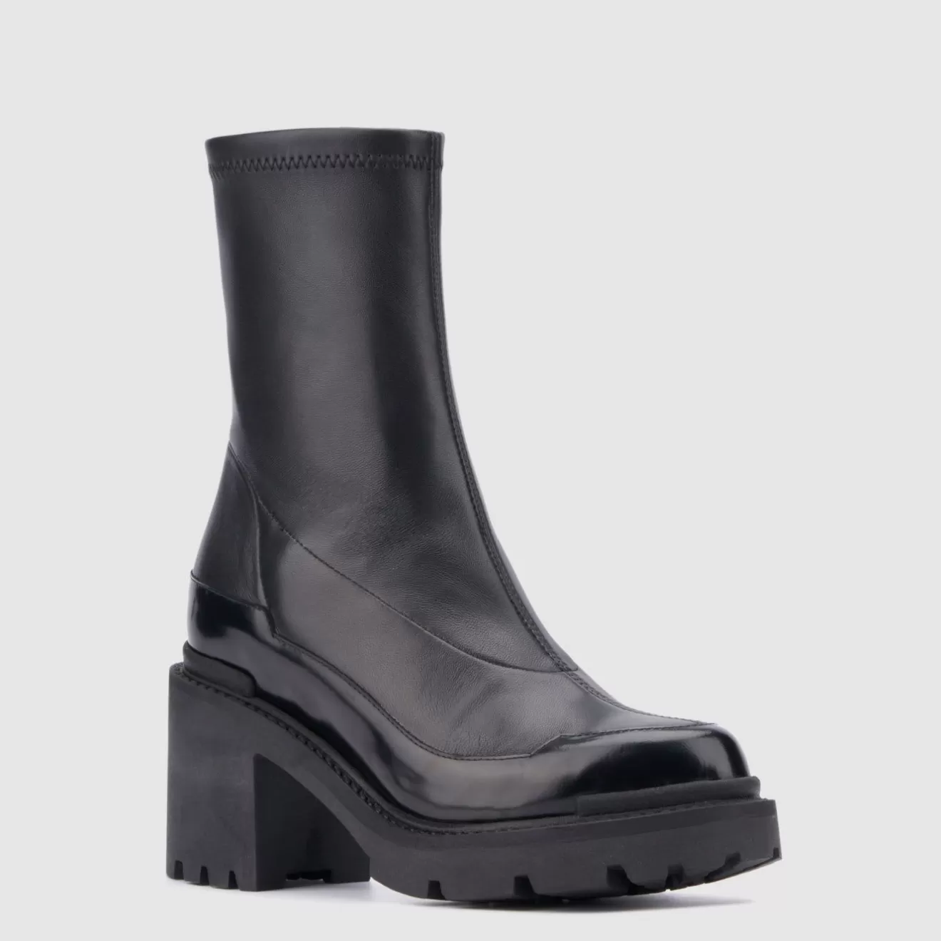 Women Aquatalia Boots | Vanna Black